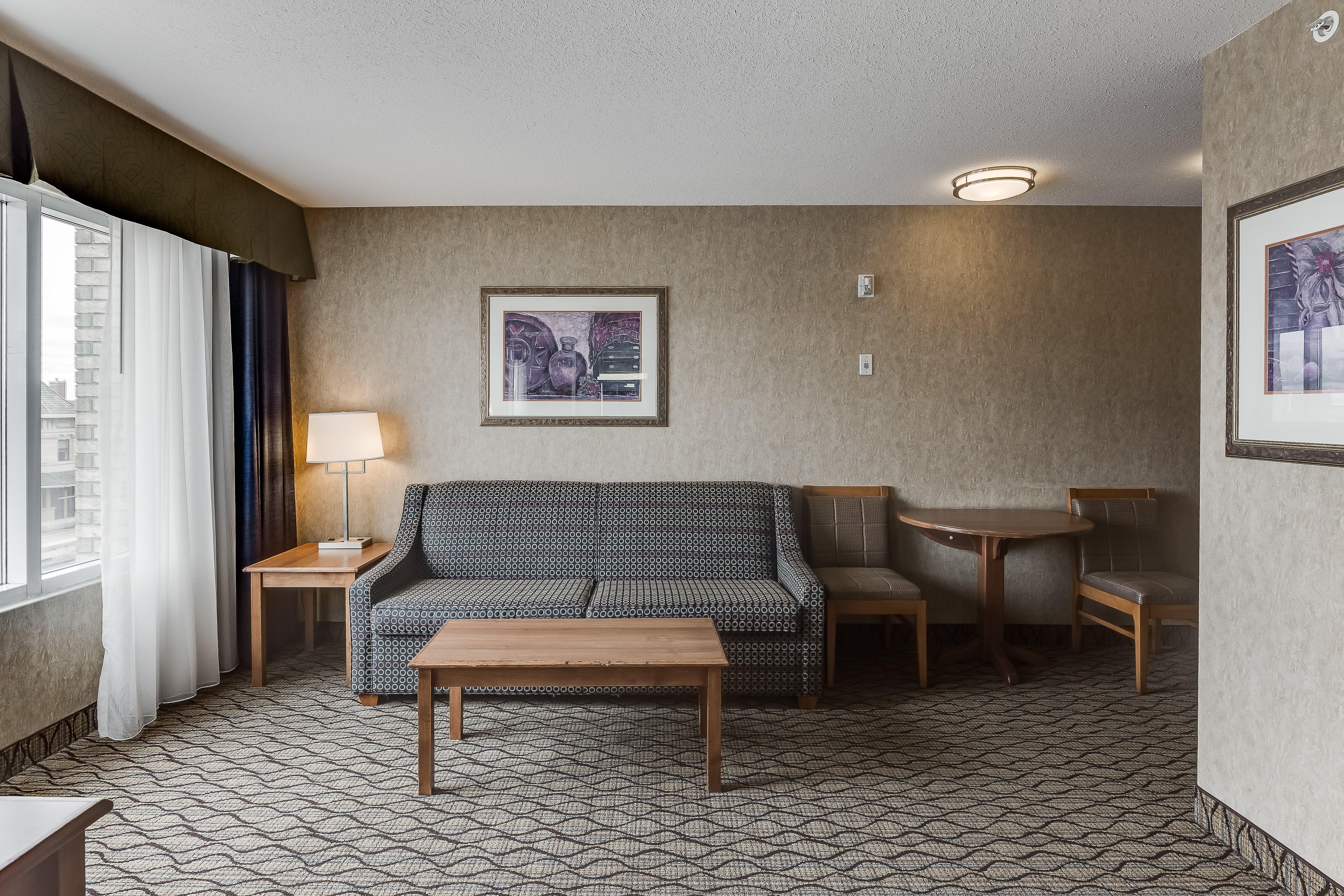 Holiday Inn Express Hotel & Suites Saskatoon By Ihg Eksteriør bilde