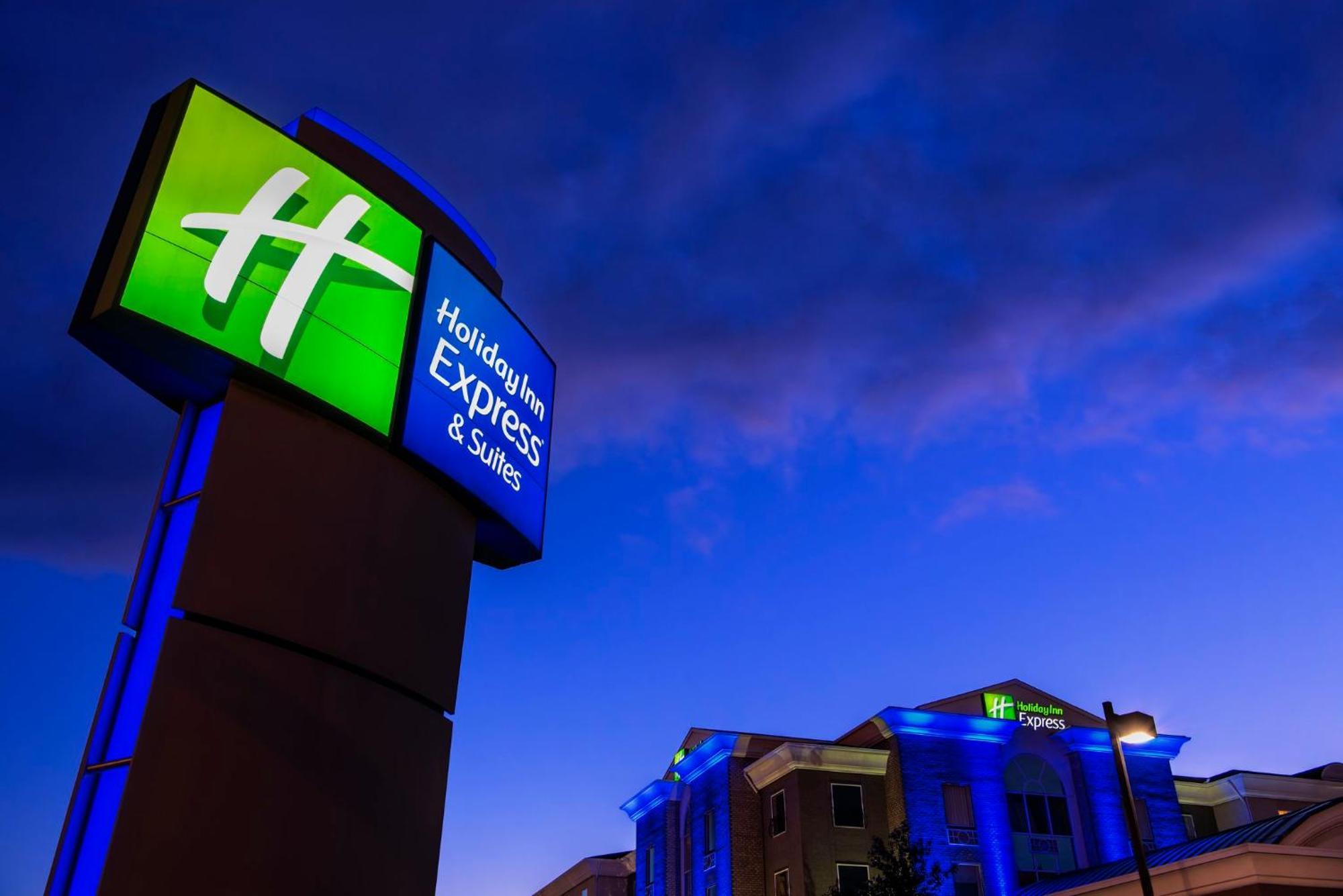Holiday Inn Express Hotel & Suites Saskatoon By Ihg Eksteriør bilde
